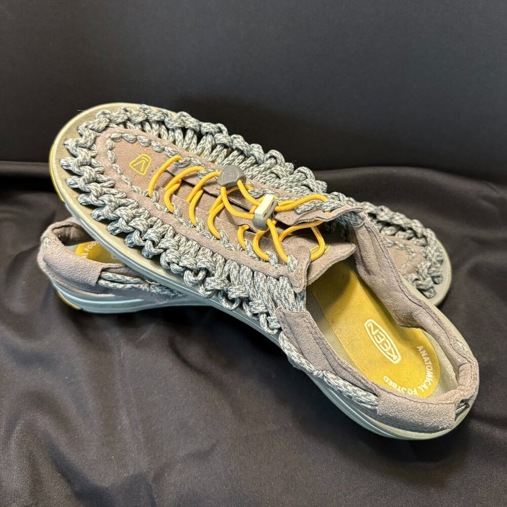 KEEN Uneek Sandals Men’s US 11 Blue Yellow | Woven Cord Water/Comfort Hiking